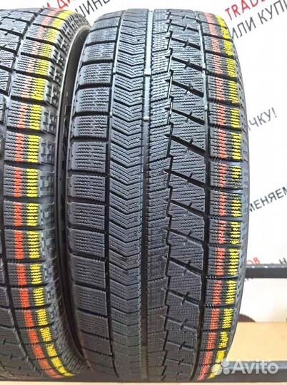 Bridgestone Blizzak VRX 215/45 R17 91N