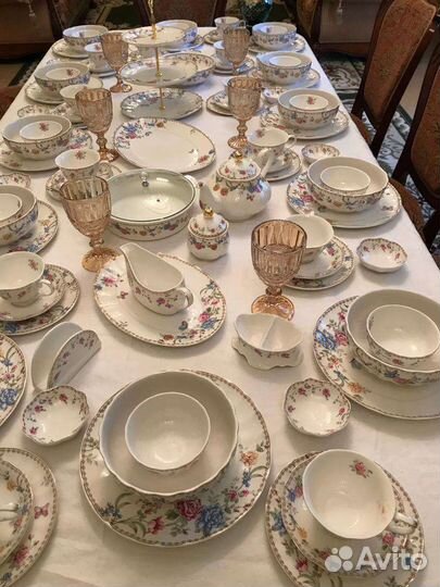 Набор столовой посуды на 12 персон