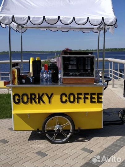 Ищу попутчицу для работы в летний период на море