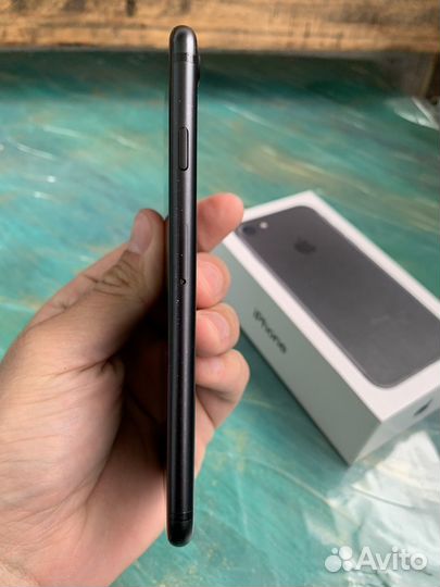 iPhone 7, 32 ГБ