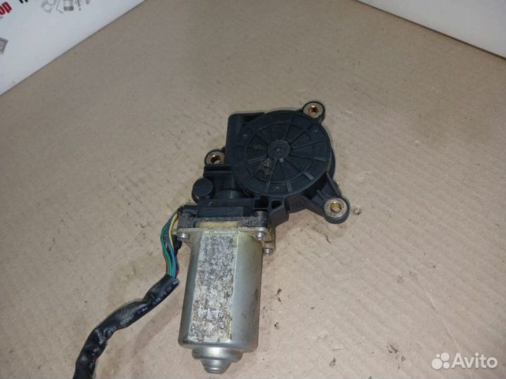 Электродвигатель привода стеклоочистителей Man Tga