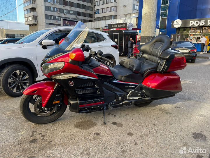 Honda gold wing GL1800