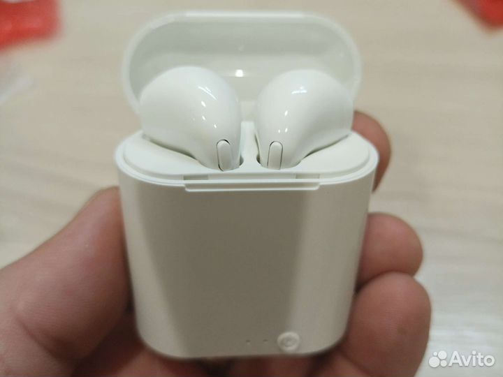 Беспроводные наушники i7 tws