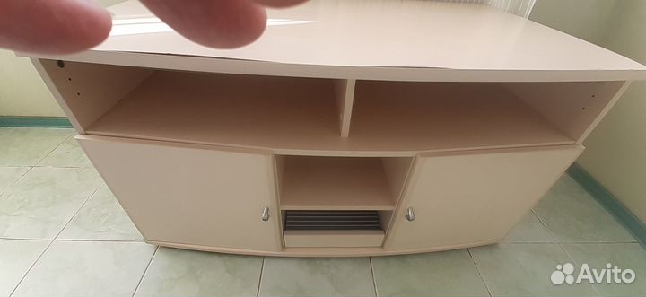 Тумба под телевизор и аппаратуру