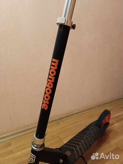 Самокат подрастковый двухколесный новый