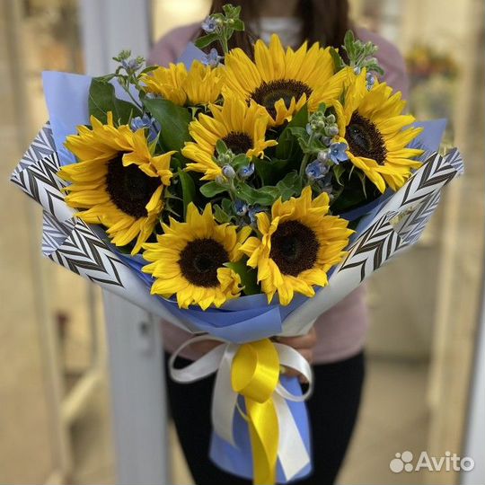 Подсолнух. Гелиантус. Цветы. Букеты. Доставка