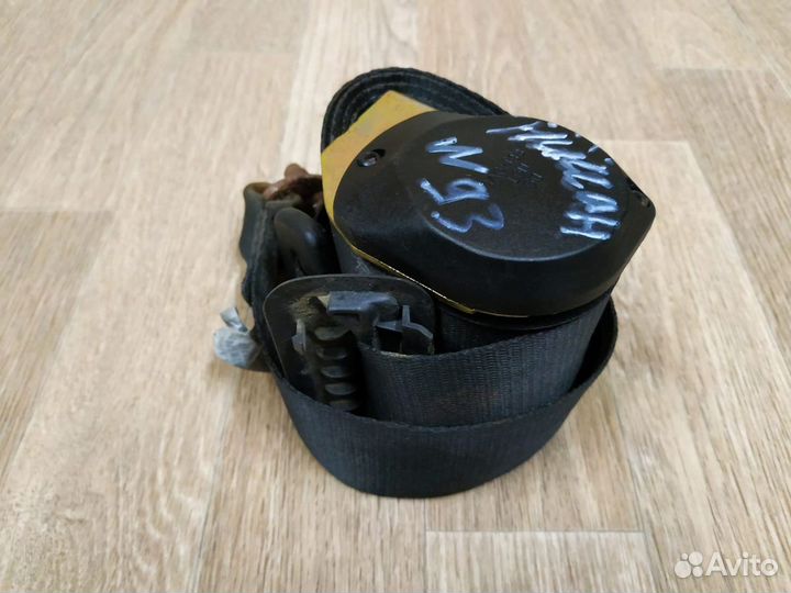 Ремень безопасности задн правый Nissan Primera P11