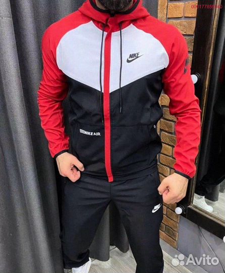 Спортивный костюм