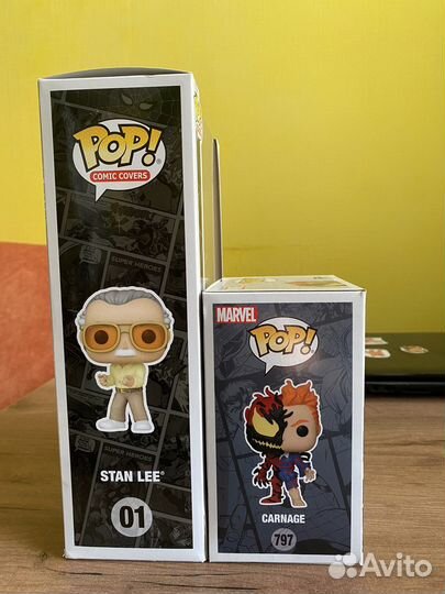 Funko POP Stan Lee comic covers 01 и Carnage 797