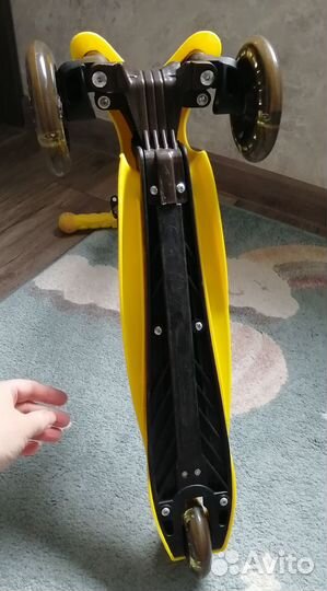 Самокат детский трехколесный