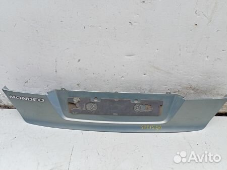 Накладка крышки багажника