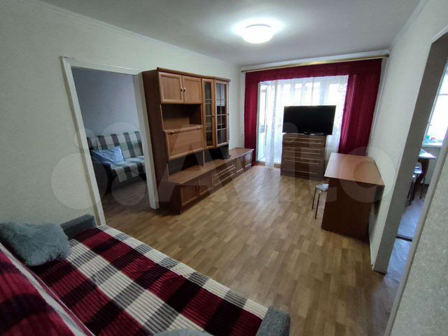 2-к. квартира, 43 м², 2/5 эт.