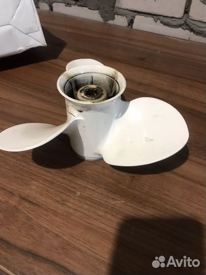 Винт гребной Ямаха 9.9-15