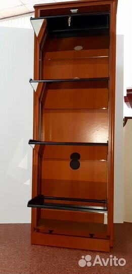 Тумбочка для обуви