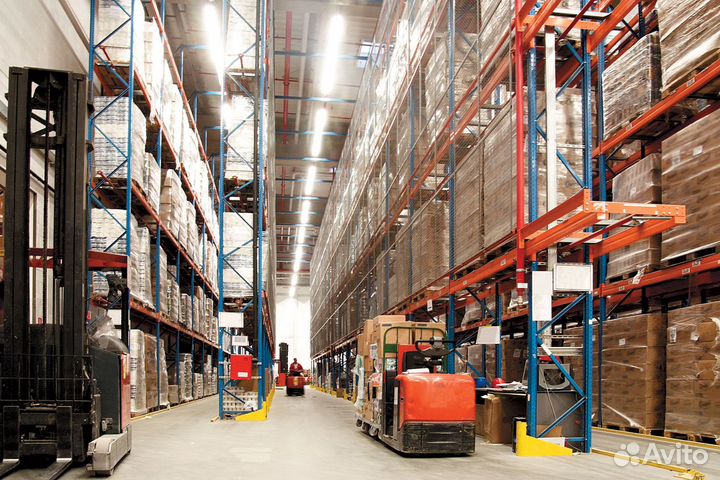 Вахта в Москве на книжный склад