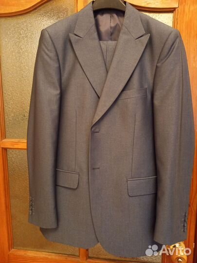 Костюм новый