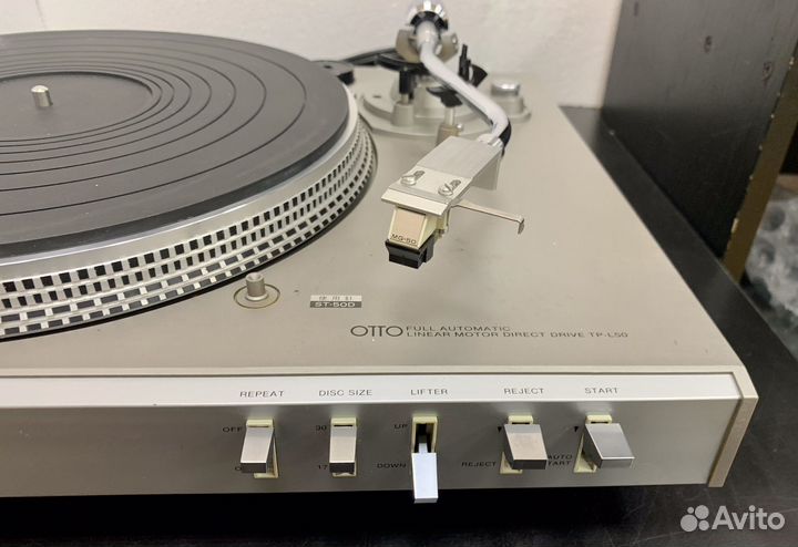 Проигрыватель винила Sanyo TP-L50