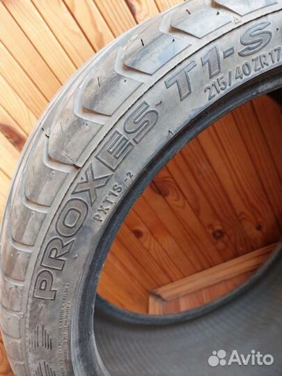 Toyo Proxes T1-S 215/40 R17 83W