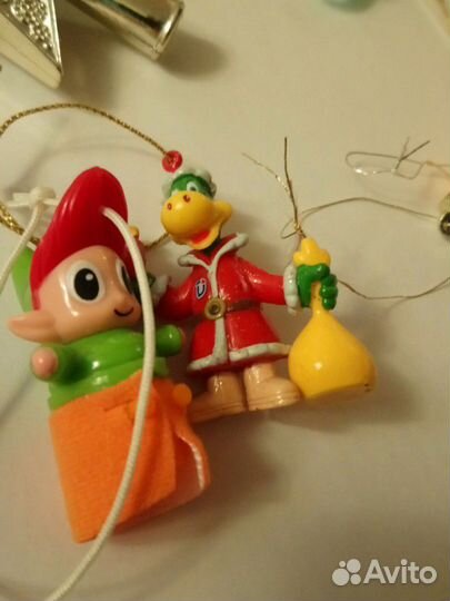 Коллекция миниатюрных игрушек для маленькой ёлочки