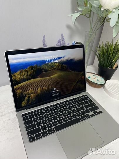 Apple MacBook Air 2020 13