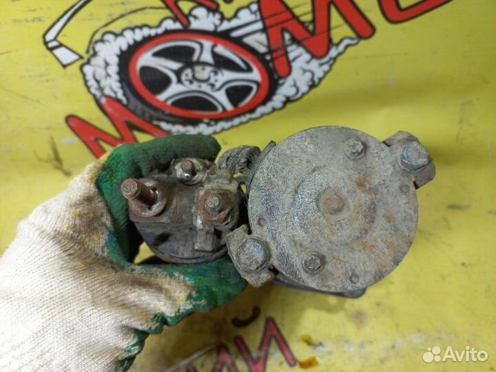 Стартер Opel Astra H GTC 1.6 2008