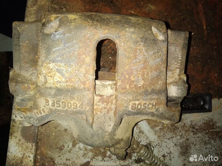 Суппорта передние Chevrolet Lacetti