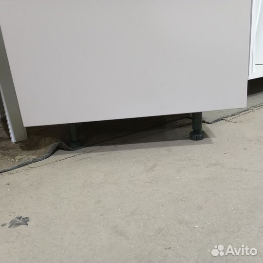 Готовая база под раковину