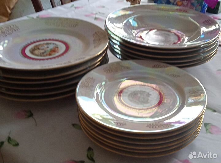Столовый сервиз 