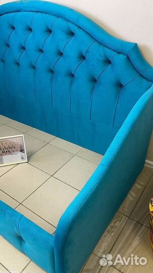 Кровать двуспальная