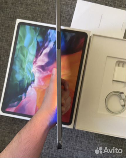 iPad pro 12.9 gen 4 128gb