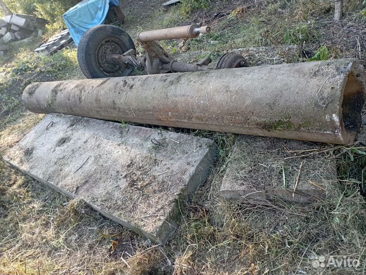 Труба бетонная в канаву для заезда