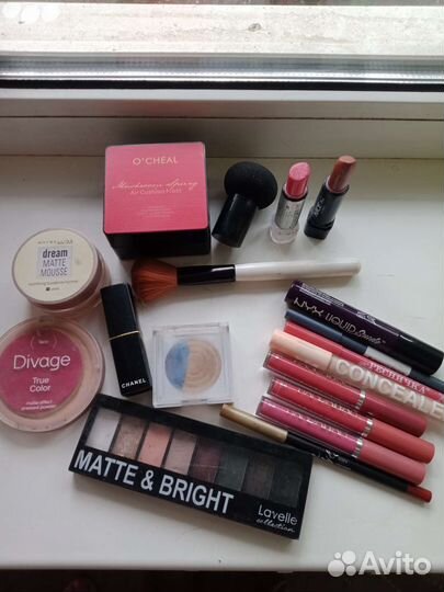 Набор косметики отдам