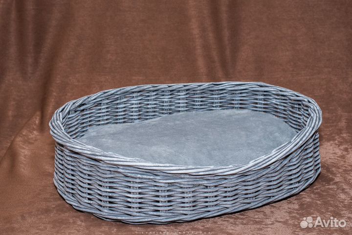 Лежанка для небольшой собаки