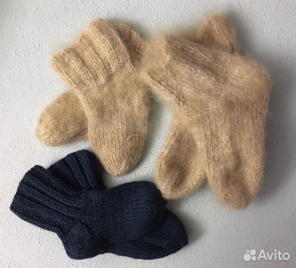 Варежки и носки из собачьей шерсти