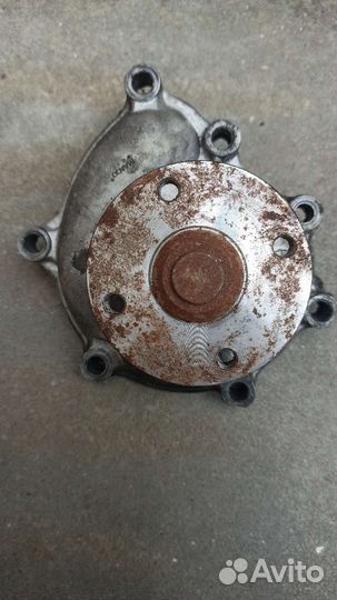 Водяная помпа на Киа Карнивал/Термостат/Наконечник