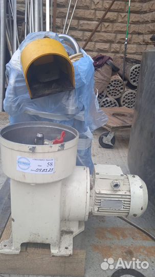 Сепаратор-сливкоотделитель марки Ж5-осб