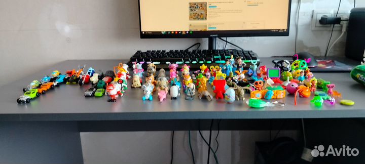 Игрушки из киндера