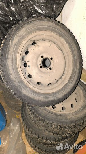 Колёса на Ларгус