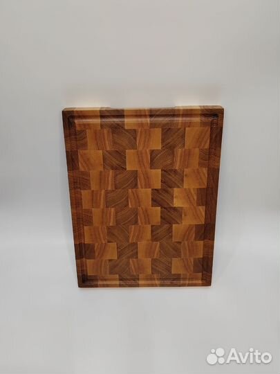 Торцевая разделочная доска из дуба