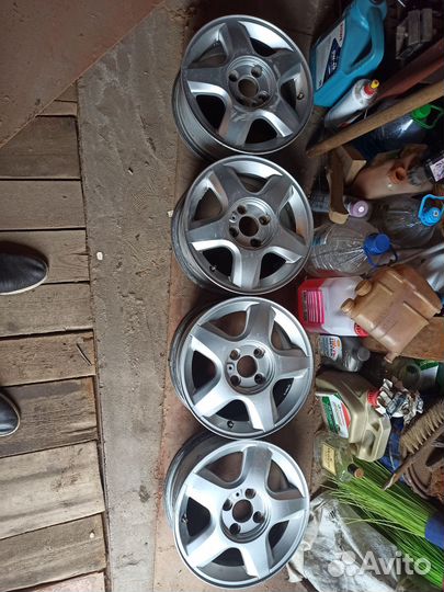 Штампованные диски r16 на Дастер литые на Симбол