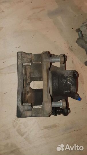 Суппорт передний Ларгус, Логан, Дастер, Сандеро