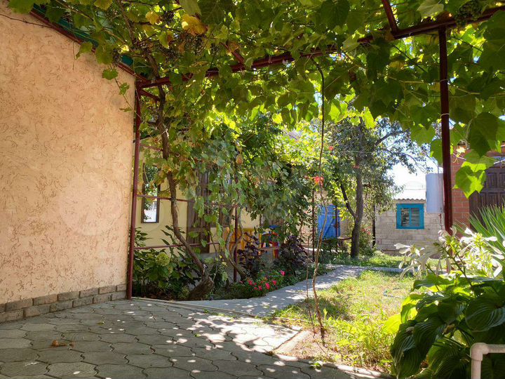 Комната 16 м² в 2-к., 1/1 эт.