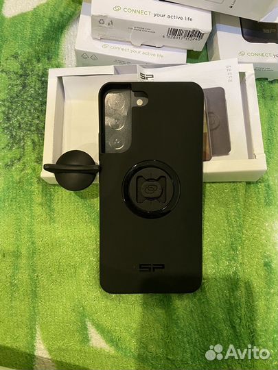 Чехлы на телефон