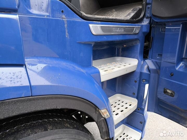 Корпус подножек правый 2019г. Daf XF106