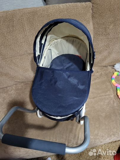 Коляска для кукол