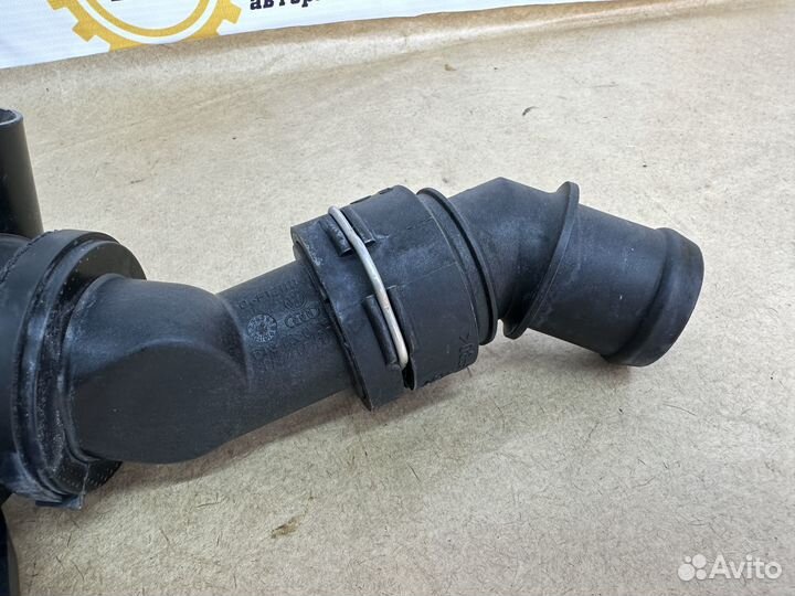 Корпус термостата Volkswagen Passat B6