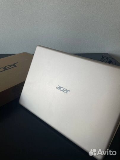 Ноутбук Acer Swift