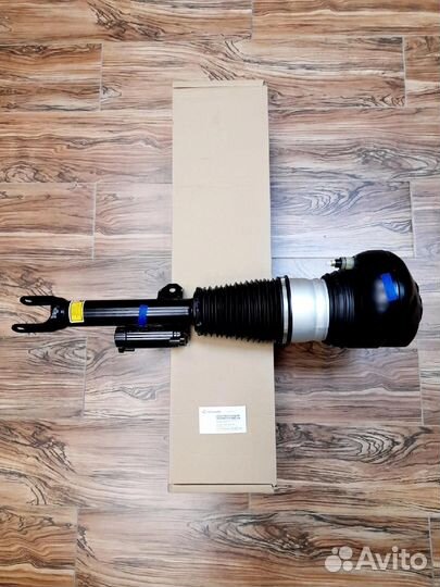 Бмв 7-серия пневмостойка с RWD 37106874588