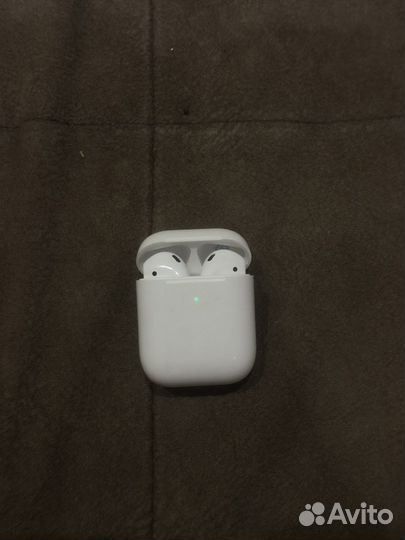 Airpods 1