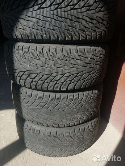 Nokian Tyres Hakkapeliitta R2 225/55 R16 99R